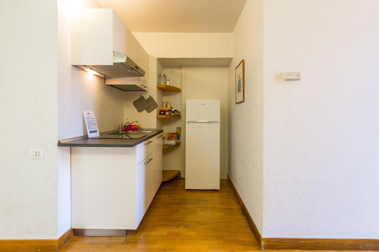 Casalice Mini Apartments Napoli Luaran gambar