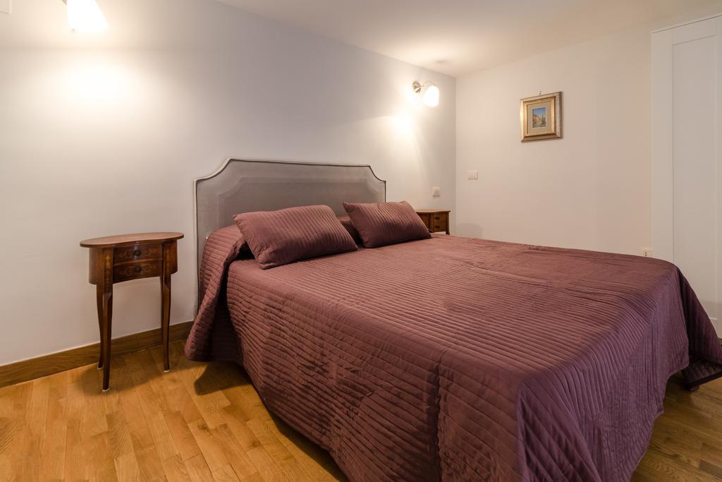 Casalice Mini Apartments Napoli Luaran gambar